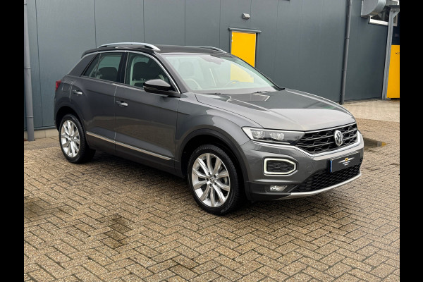 Volkswagen T-Roc 1.5 TSI Automaat Sport * Virtual Cockpit * Carplay * Full Led * Adaptieve Cruise *