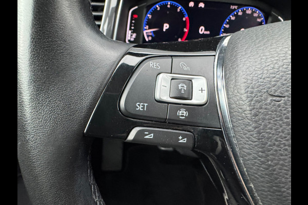 Volkswagen T-Roc 1.5 TSI Automaat Sport * Virtual Cockpit * Carplay * Full Led * Adaptieve Cruise *