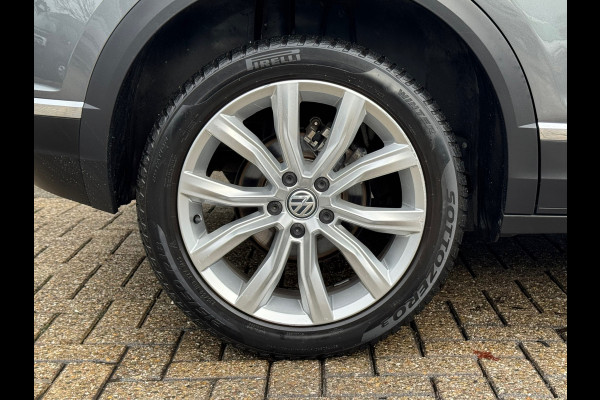 Volkswagen T-Roc 1.5 TSI Automaat Sport * Virtual Cockpit * Carplay * Full Led * Adaptieve Cruise *