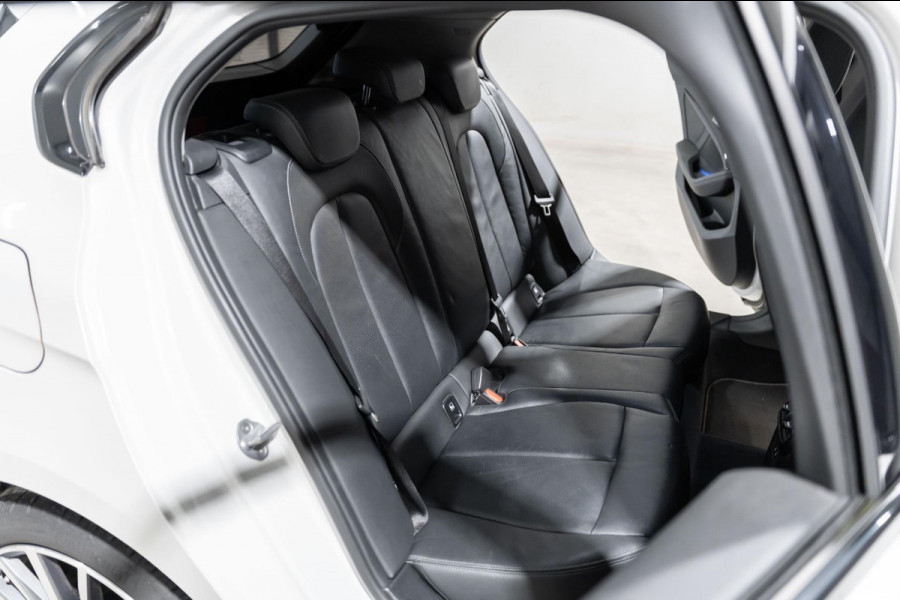 BMW 1-serie 116d Corporate Executive LED AUT NAVI