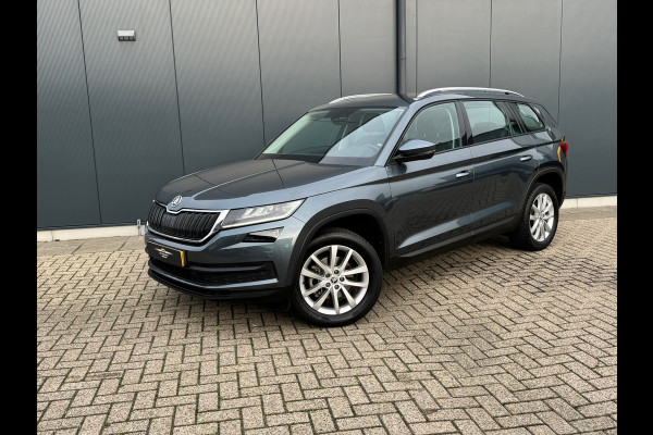 Škoda Kodiaq 1.5 TSI Automaat Business Edition 7 persoons * Trekhaak * Camera * Led * Navigatie *