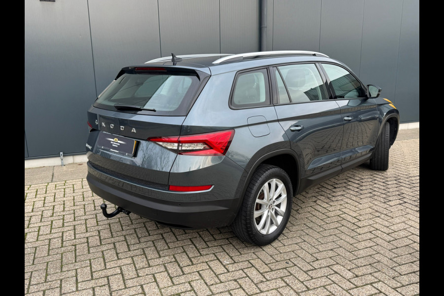 Škoda Kodiaq 1.5 TSI Automaat Business Edition 7 persoons * Trekhaak * Camera * Led * Navigatie *