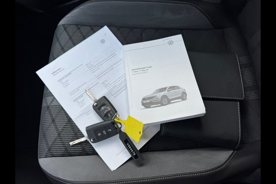 Volkswagen T-Roc 1.0 TSI R-Line * Camera * Clima * Adaptieve Cruise * Carplay *