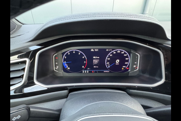 Volkswagen T-Roc 1.0 TSI R-Line * Camera * Carplay * Clima * Adaptieve Cruise Control *