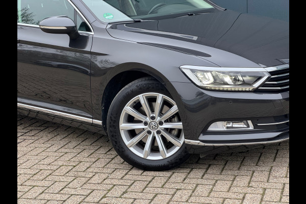 Volkswagen Passat Variant 1.4 TSI Automaat Highline * Trekhaak * Camera * Stoelverwarming * Adaptieve Cruise Control *