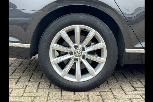 Volkswagen Passat Variant 1.4 TSI Automaat Highline * Trekhaak * Camera * Stoelverwarming * Adaptieve Cruise Control *