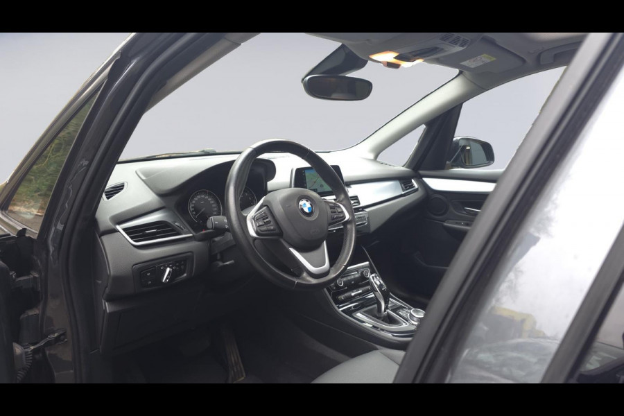 BMW 2 Serie Active Tourer 218i Executive | Panorama | Navigatie | Leder | Cruise