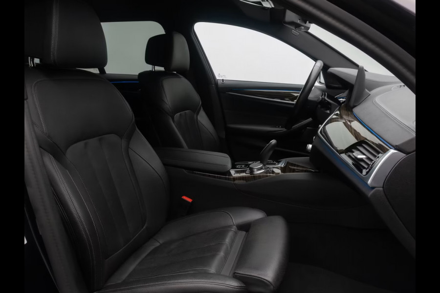 BMW 5 Serie Touring 530e LUXURY ** LASER, GEV. COMFORTST, MEMORY, HuD, H&K SOUND, 18-inch LMV, ** 1e EIG - UNFALLFREI ** ** INFORMEER OOK NAAR ONZE AANTREKKELIJKE FINANCIAL-LEASE TARIEVEN **