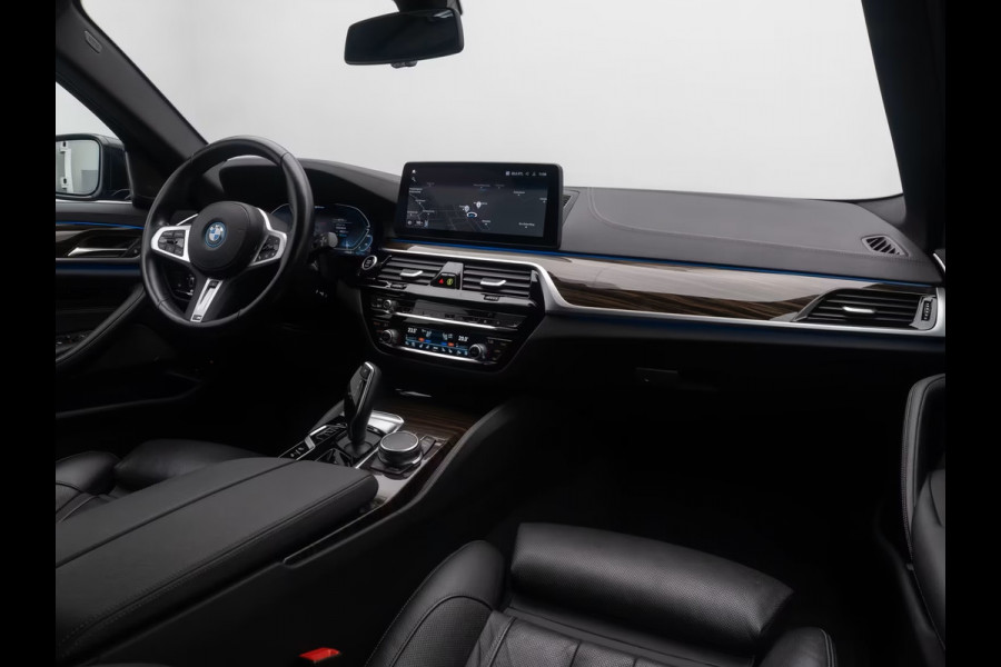 BMW 5 Serie Touring 530e LUXURY ** LASER, GEV. COMFORTST, MEMORY, HuD, H&K SOUND, 18-inch LMV, ** 1e EIG - UNFALLFREI ** ** INFORMEER OOK NAAR ONZE AANTREKKELIJKE FINANCIAL-LEASE TARIEVEN **