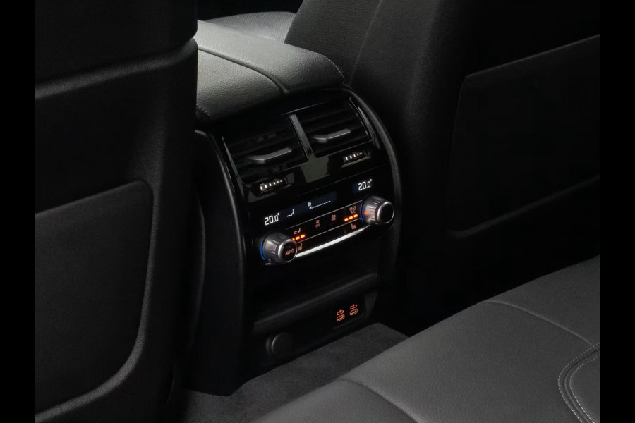 BMW 5 Serie Touring 530e LUXURY ** LASER, GEV. COMFORTST, MEMORY, HuD, H&K SOUND, 18-inch LMV, ** 1e EIG - UNFALLFREI ** ** INFORMEER OOK NAAR ONZE AANTREKKELIJKE FINANCIAL-LEASE TARIEVEN **