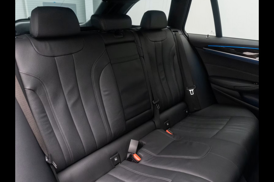 BMW 5 Serie Touring 530e LUXURY ** LASER, GEV. COMFORTST, MEMORY, HuD, H&K SOUND, 18-inch LMV, ** 1e EIG - UNFALLFREI ** ** INFORMEER OOK NAAR ONZE AANTREKKELIJKE FINANCIAL-LEASE TARIEVEN **