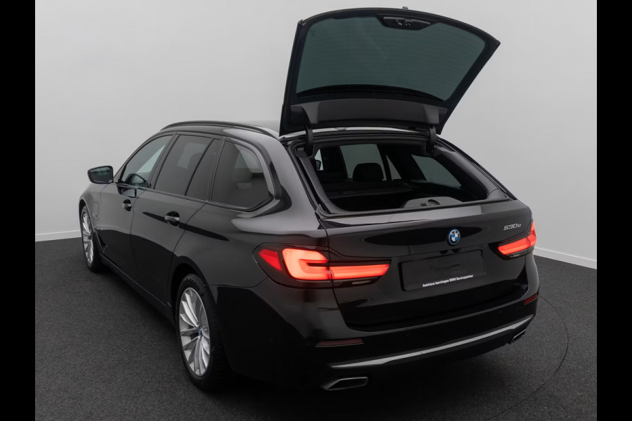 BMW 5 Serie Touring 530e LUXURY ** LASER, GEV. COMFORTST, MEMORY, HuD, H&K SOUND, 18-inch LMV, ** 1e EIG - UNFALLFREI ** ** INFORMEER OOK NAAR ONZE AANTREKKELIJKE FINANCIAL-LEASE TARIEVEN **