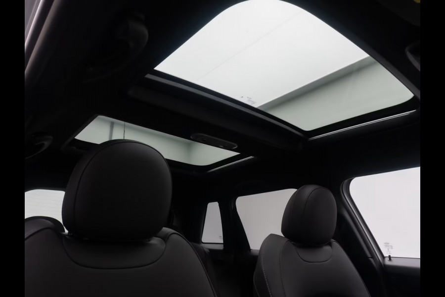 MINI 1.5 Cooper Steptr.Aut.-7 ** LED, LEDER, NAVI+, PANORAMA, HuD, KEYLESS, H&K SOUND, CAMERA ** 1e EIG - UNFALLFREI ** ** INFORMEER OOK NAAR ONZE AANTREKKELIJKE FINANCIAL-LEASE TARIEVEN **