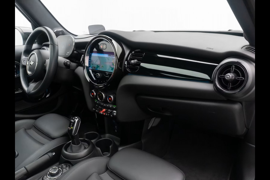 MINI 1.5 Cooper Steptr.Aut.-7 ** LED, LEDER, NAVI+, PANORAMA, HuD, KEYLESS, H&K SOUND, CAMERA ** 1e EIG - UNFALLFREI ** ** INFORMEER OOK NAAR ONZE AANTREKKELIJKE FINANCIAL-LEASE TARIEVEN **