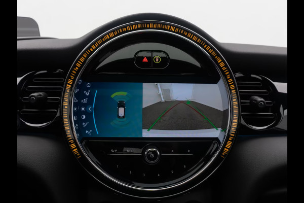 MINI 1.5 Cooper Steptr.Aut.-7 ** LED, LEDER, NAVI+, PANORAMA, HuD, KEYLESS, H&K SOUND, CAMERA ** 1e EIG - UNFALLFREI ** ** INFORMEER OOK NAAR ONZE AANTREKKELIJKE FINANCIAL-LEASE TARIEVEN **