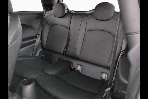 MINI 1.5 Cooper Classic (100kW/136pk) ** LED, VOL-LEDER, VIRTUAL, PANO, KEYLESS, H&K, CAMERA, 17-inch LMV ** 1e EIG - UNFALLFREI ** ** INFORMEER OOK NAAR ONZE AANTREKKELIJKE FINANCIAL-LEASE TARIEVEN **