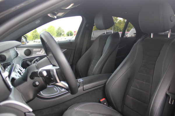Mercedes-Benz E-Klasse 300e 320PK BUSINESS SOLUTION AMG NIGHT EDITION | MULTISPAAKS AMG VELGEN | 360° CAMERA | | TREKHAAK | MULTIBEAM MATRIX LED KOPLAMPEN | LED ACHTERLICHTEN | ELEKTRISCH VERSTELBARE VOORSTOELEN MET GEHEUGEN FUNCTIE |  ALCANTARA / KUNSTLEDEREN BEKLEDING | VOORSTOELEN VERWARMBAAR | FULL MAP MBUX AUGMENTED REALITY NAVIGATIE | VERKEERSLICHTWEERGAVE | APPLE CARPLAY / ANDROID AUTO | SFEERVERLICHTING | ELEKTRONIC CLIMATE CONTROL |