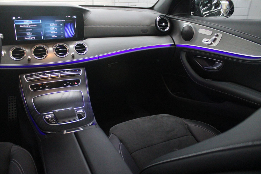 Mercedes-Benz E-Klasse 300e 320PK BUSINESS SOLUTION AMG NIGHT EDITION | MULTISPAAKS AMG VELGEN | 360° CAMERA | | TREKHAAK | MULTIBEAM MATRIX LED KOPLAMPEN | LED ACHTERLICHTEN | ELEKTRISCH VERSTELBARE VOORSTOELEN MET GEHEUGEN FUNCTIE |  ALCANTARA / KUNSTLEDEREN BEKLEDING | VOORSTOELEN VERWARMBAAR | FULL MAP MBUX AUGMENTED REALITY NAVIGATIE | VERKEERSLICHTWEERGAVE | APPLE CARPLAY / ANDROID AUTO | SFEERVERLICHTING | ELEKTRONIC CLIMATE CONTROL |