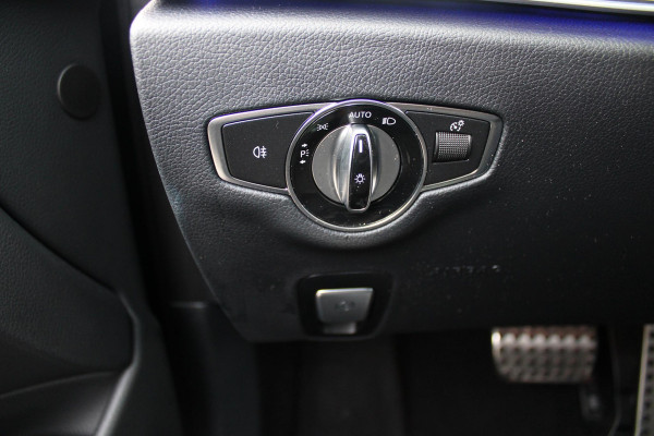 Mercedes-Benz E-Klasse 300e 320PK BUSINESS SOLUTION AMG NIGHT EDITION | MULTISPAAKS AMG VELGEN | 360° CAMERA | | TREKHAAK | MULTIBEAM MATRIX LED KOPLAMPEN | LED ACHTERLICHTEN | ELEKTRISCH VERSTELBARE VOORSTOELEN MET GEHEUGEN FUNCTIE |  ALCANTARA / KUNSTLEDEREN BEKLEDING | VOORSTOELEN VERWARMBAAR | FULL MAP MBUX AUGMENTED REALITY NAVIGATIE | VERKEERSLICHTWEERGAVE | APPLE CARPLAY / ANDROID AUTO | SFEERVERLICHTING | ELEKTRONIC CLIMATE CONTROL |