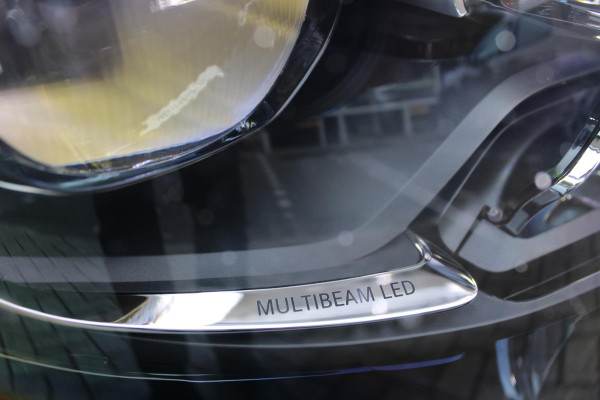 Mercedes-Benz E-Klasse 300e 320PK BUSINESS SOLUTION AMG NIGHT EDITION | MULTISPAAKS AMG VELGEN | 360° CAMERA | | TREKHAAK | MULTIBEAM MATRIX LED KOPLAMPEN | LED ACHTERLICHTEN | ELEKTRISCH VERSTELBARE VOORSTOELEN MET GEHEUGEN FUNCTIE |  ALCANTARA / KUNSTLEDEREN BEKLEDING | VOORSTOELEN VERWARMBAAR | FULL MAP MBUX AUGMENTED REALITY NAVIGATIE | VERKEERSLICHTWEERGAVE | APPLE CARPLAY / ANDROID AUTO | SFEERVERLICHTING | ELEKTRONIC CLIMATE CONTROL |