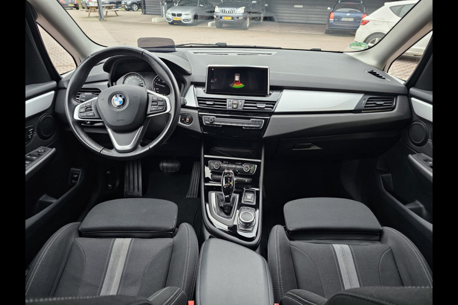 BMW 2 Serie Gran Tourer 218i Business Edition | Automaat | LED | Trekhaak | Stoelverwarming | PDC | Elek. achterklep | HUD | Navi |