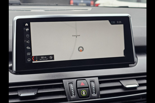 BMW 2 Serie Gran Tourer 218i Business Edition | Automaat | LED | Trekhaak | Stoelverwarming | PDC | Elek. achterklep | HUD | Navi |