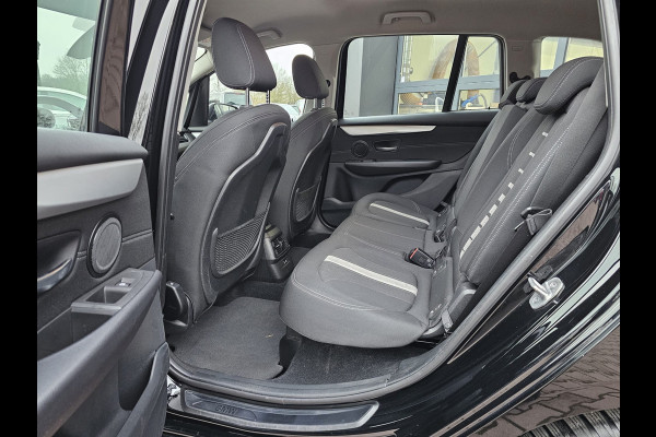 BMW 2 Serie Gran Tourer 218i Business Edition | Automaat | LED | Trekhaak | Stoelverwarming | PDC | Elek. achterklep | HUD | Navi |