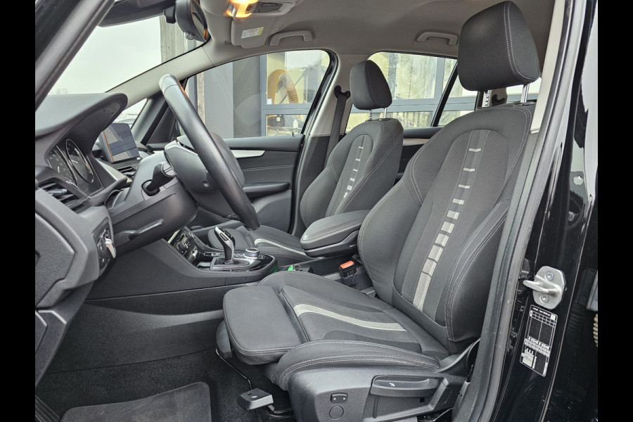 BMW 2 Serie Gran Tourer 218i Business Edition | Automaat | LED | Trekhaak | Stoelverwarming | PDC | Elek. achterklep | HUD | Navi |