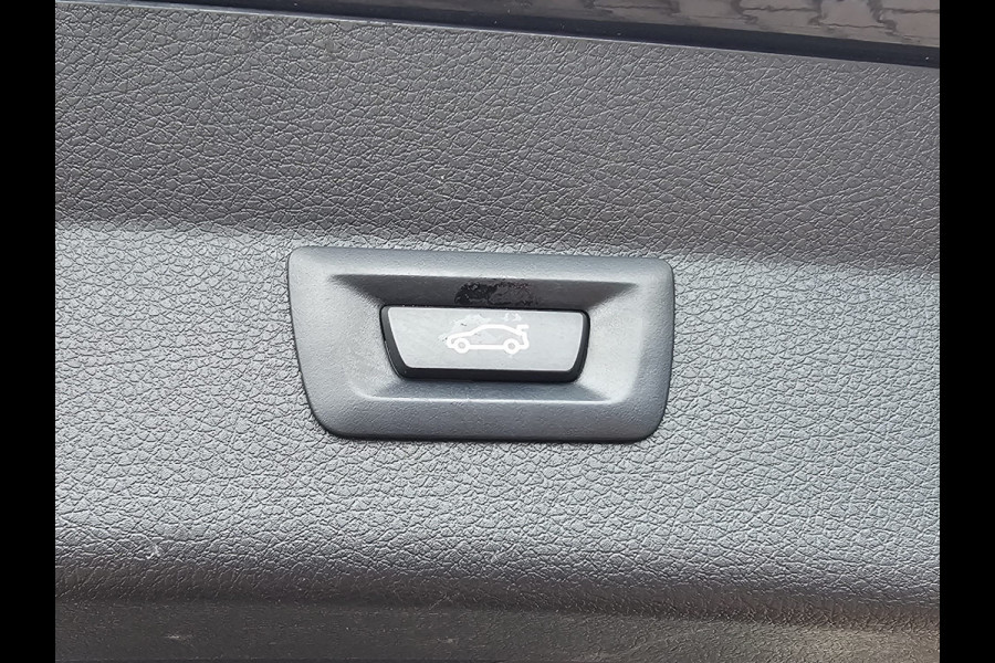 BMW 2 Serie Gran Tourer 218i Business Edition | Automaat | LED | Trekhaak | Stoelverwarming | PDC | Elek. achterklep | HUD | Navi |