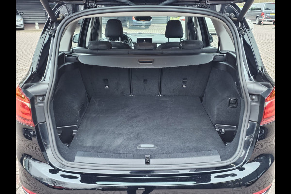 BMW 2 Serie Gran Tourer 218i Business Edition | Automaat | LED | Trekhaak | Stoelverwarming | PDC | Elek. achterklep | HUD | Navi |