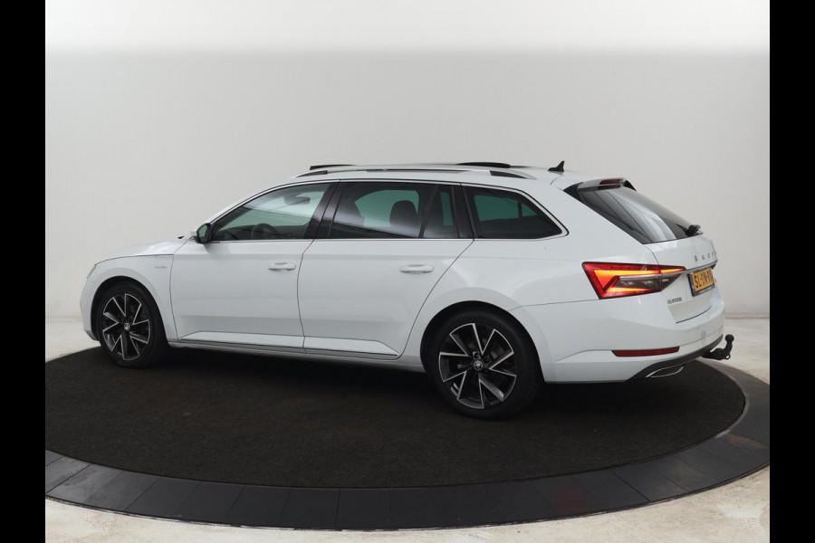 Škoda Superb 1.4 TSI iV Laurin & Klement | Panoramadak | Stoelventilatie | Leder | Trekhaak | Canton Sound | Virtual Cockpit | Navigatie | Memory | Achterbankverwarming | Full LED | Keyless | Carplay | PHEV