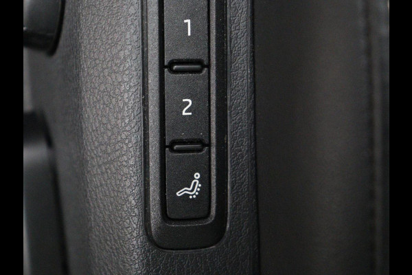 Škoda Superb 1.4 TSI iV Laurin & Klement | Panoramadak | Stoelventilatie | Leder | Trekhaak | Canton Sound | Virtual Cockpit | Navigatie | Memory | Achterbankverwarming | Full LED | Keyless | Carplay | PHEV