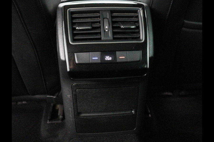 Škoda Superb 1.4 TSI iV Laurin & Klement | Panoramadak | Stoelventilatie | Leder | Trekhaak | Canton Sound | Virtual Cockpit | Navigatie | Memory | Achterbankverwarming | Full LED | Keyless | Carplay | PHEV