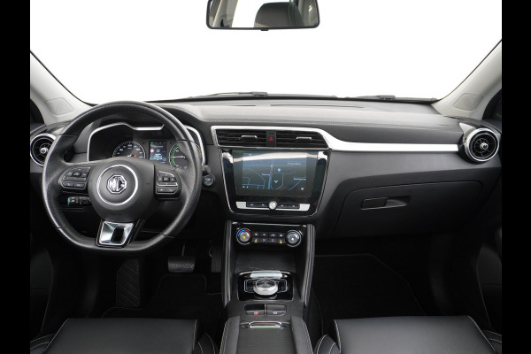 MG ZS AUT. EV Leder Pano-dak Adaptive-Cruise Apple Carplay Android Luxury Navi Camera Airco DAB+ EV45kWh Connected-Services Elec.Stoel+Verwarmd Keyless Lane/Speed Assist Bluetooth Led ESP BAS ASR Botswaarsch.Systeem Bordherkenning Lmv Pdc 3 fase laden