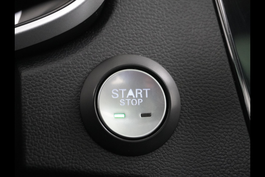 MG ZS AUT. EV Leder Pano-dak Adaptive-Cruise Apple Carplay Android Luxury Navi Camera Airco DAB+ EV45kWh Connected-Services Elec.Stoel+Verwarmd Keyless Lane/Speed Assist Bluetooth Led ESP BAS ASR Botswaarsch.Systeem Bordherkenning Lmv Pdc 3 fase laden