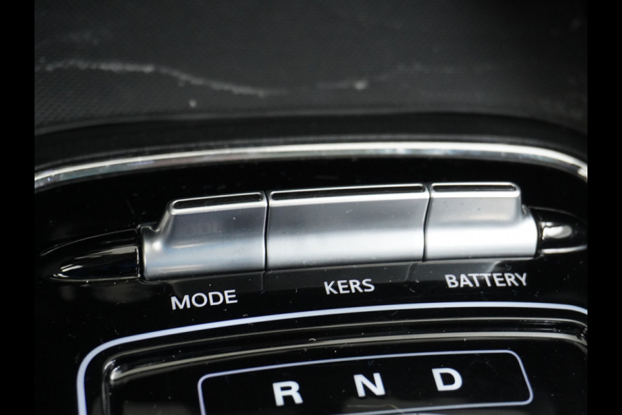 MG ZS AUT. EV Leder Pano-dak Adaptive-Cruise Apple Carplay Android Luxury Navi Camera Airco DAB+ EV45kWh Connected-Services Elec.Stoel+Verwarmd Keyless Lane/Speed Assist Bluetooth Led ESP BAS ASR Botswaarsch.Systeem Bordherkenning Lmv Pdc 3 fase laden