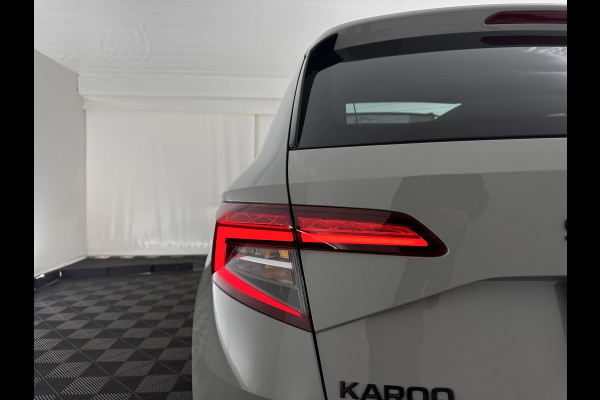 Škoda Karoq 1.5 TSI ACT Sportline Business (INCL-BTW) Aut. *PANO | DIGI-COCKPIT | FULL-LED | ADAPTIVE-CRUISE | CANTON-AUDIO | BLINDSPOT | HEATED-SPORTSEATS | CAMERA | AMBIENTLIGHT | NAVI-FULLMAP | KEYLESS | DAB+ | TOWBAR | PRIVACYGLAS