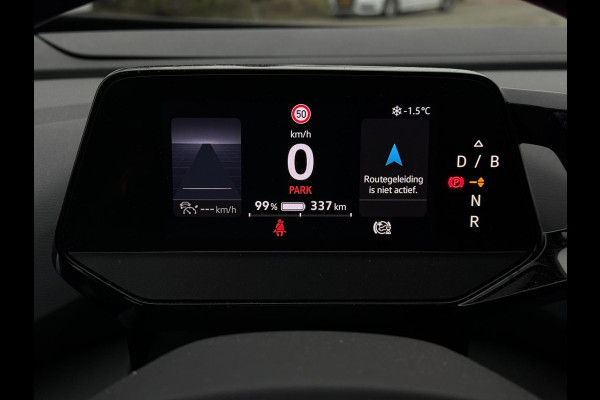 Volkswagen ID.4 First Max 77 kWh | SOH 91% | Warmtepomp | Trekhaak | Panorama | IQ- Light | 360 Camera |