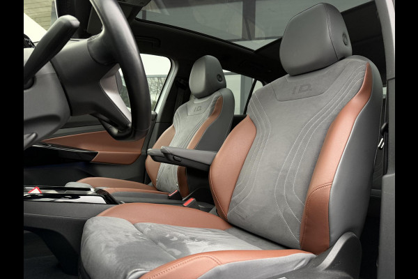 Volkswagen ID.4 First Max 77 kWh | SOH 91% | Warmtepomp | Trekhaak | Panorama | IQ- Light | 360 Camera |