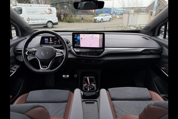 Volkswagen ID.4 First Max 77 kWh | SOH 91% | Warmtepomp | Trekhaak | Panorama | IQ- Light | 360 Camera |