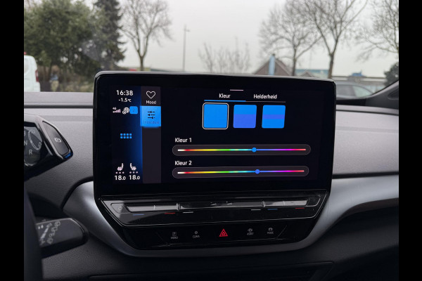 Volkswagen ID.4 First Max 77 kWh | SOH 91% | Warmtepomp | Trekhaak | Panorama | IQ- Light | 360 Camera |