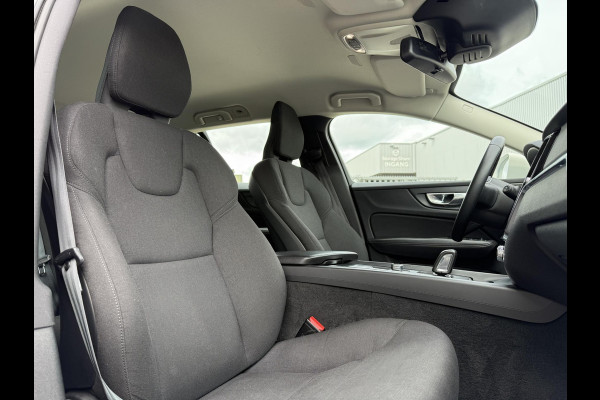 Volvo V60 2.0 B3 Aut. 163pk MHEV Momentum | Trekhaak | Navi | LED | Camera |  LMV |