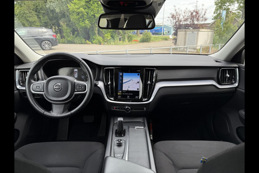 Volvo V60 2.0 B3 Aut. 163pk MHEV Momentum | Trekhaak | Navi | LED | Camera |  LMV |