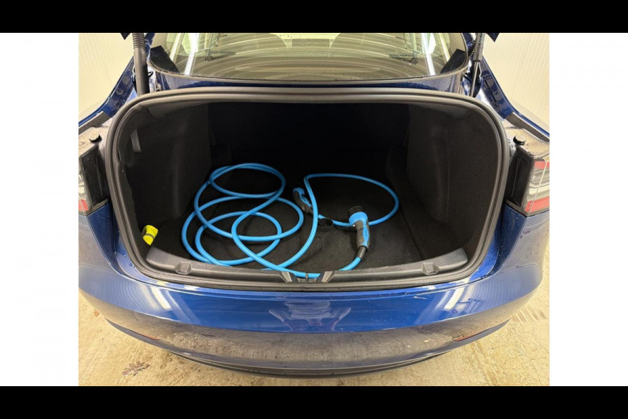 Tesla Model 3 Aut. Long Range Dual Motor AWD | Autopilot | Panorama | Leder |