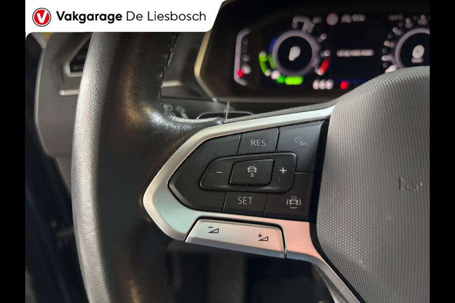 Volkswagen Tiguan 1.4 TSI eHybrid,Business+,navi,camera,apple carplay,stoelverw.IQ light
