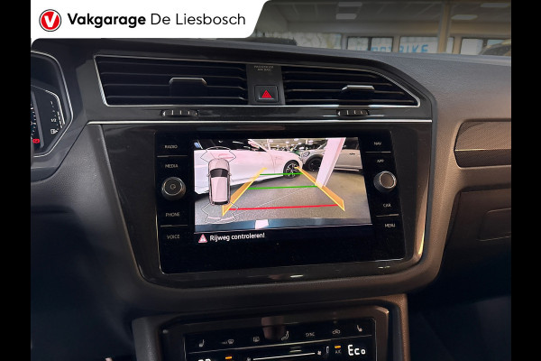 Volkswagen Tiguan 1.4 TSI eHybrid,Business+,navi,camera,apple carplay,stoelverw.IQ light