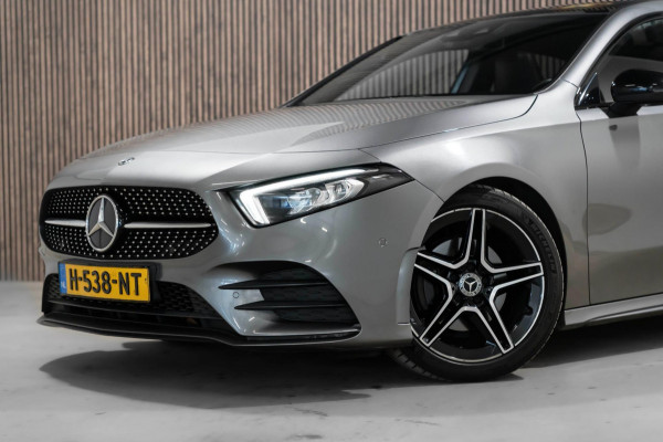 Mercedes-Benz A-Klasse 200 AMG PANO LED CAMERA