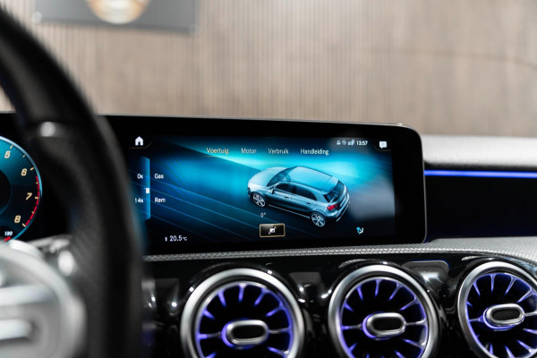 Mercedes-Benz A-Klasse 200 AMG PANO LED CAMERA