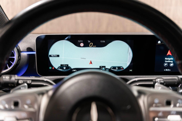 Mercedes-Benz A-Klasse 200 AMG PANO LED CAMERA