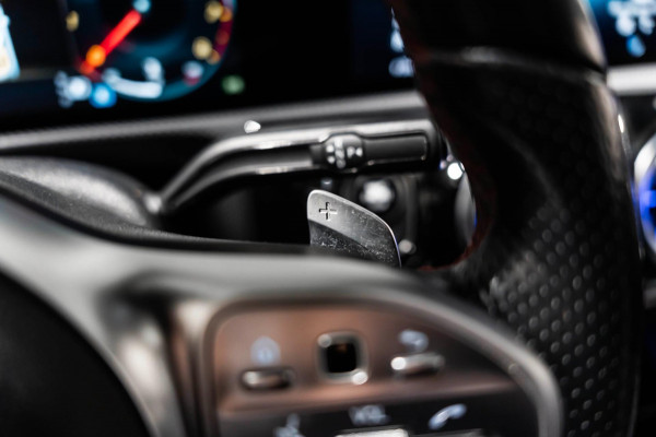 Mercedes-Benz A-Klasse 200 AMG PANO LED CAMERA